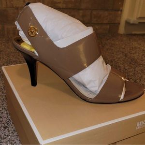 Michael Kors Rochelle Shoes - NEW Size 8